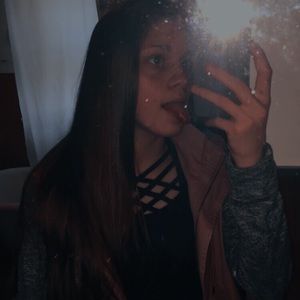 Meet your Posher, Emma